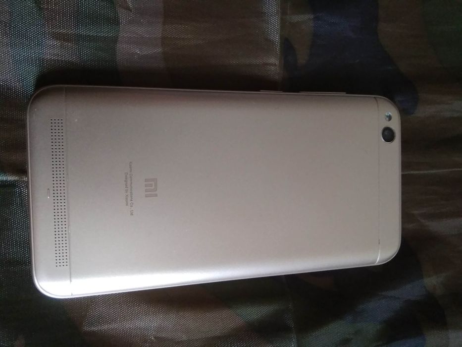 Смартфон Xiaomi Redmi 5a