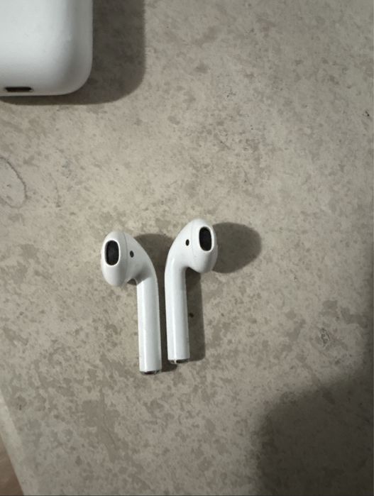 Airpods 2 поколениебезжични