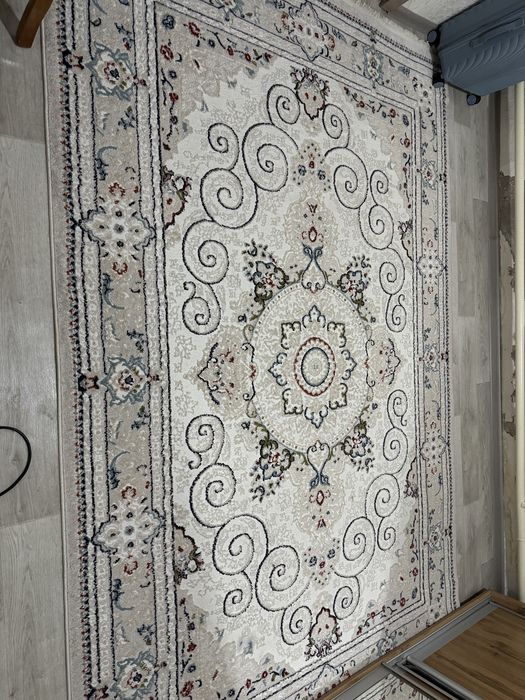 Продаются ковры в хорошем состоянии