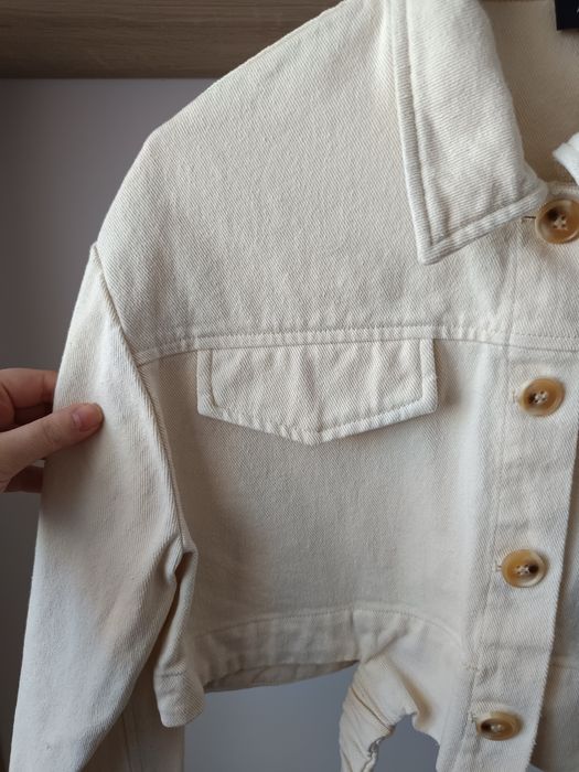 Crop beige jacket