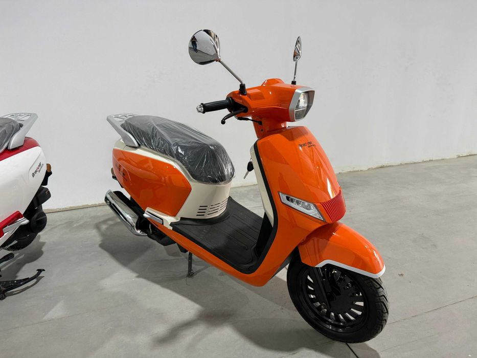 Scuter K26 Breckner Germany Frida nou Agramix