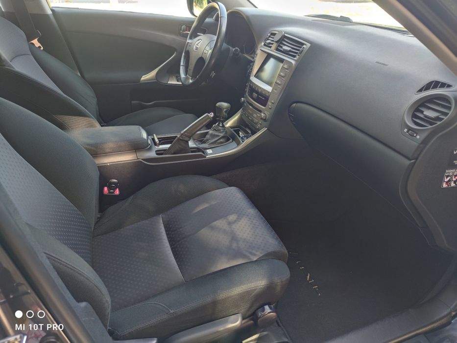 Lexus IS 220D, 177 CP