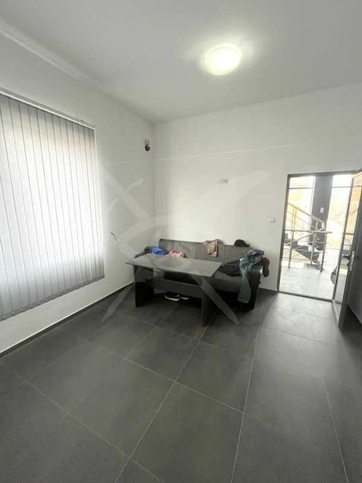 Бизнес имот в Просеник 54987