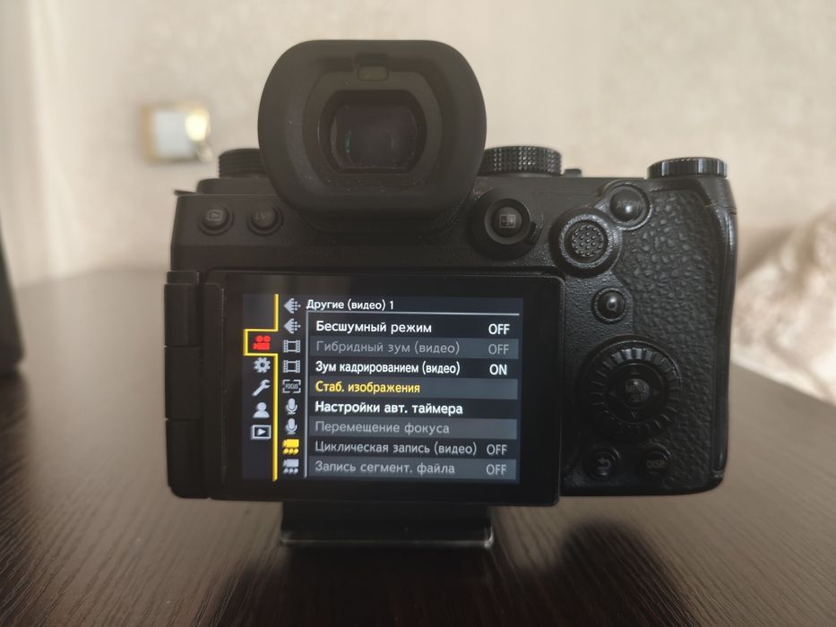 lumix s5m2x sirui35mm&75mm1.6xanamorphic