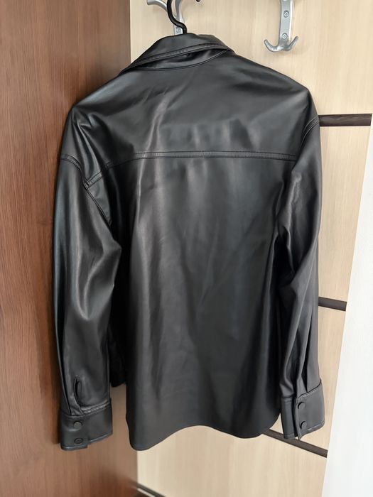 Връхни дрехи Reserved, Sinsay, Stradivarius, Zara