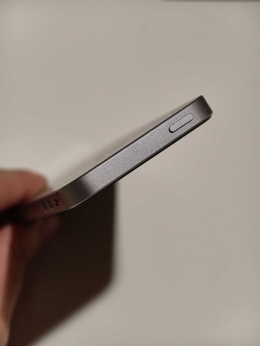 iPhone SE 2016 32GB Negru