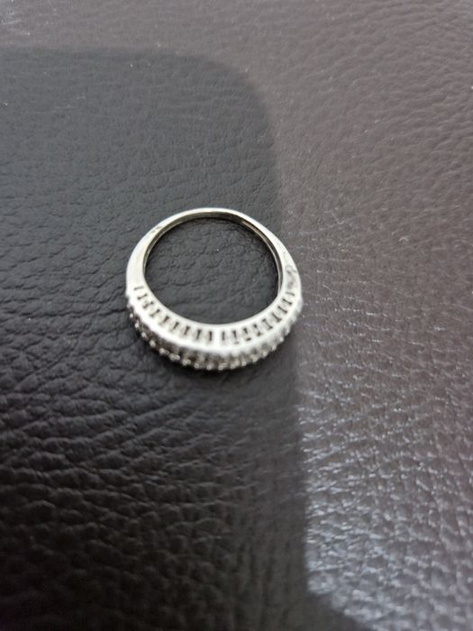 Дамски сребърен пръстен