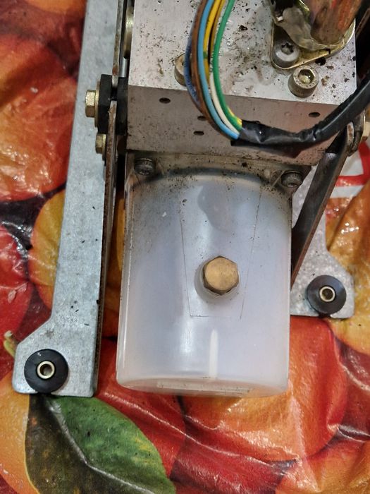 Pompa hidraulica plafon decapotabil mercedes clk