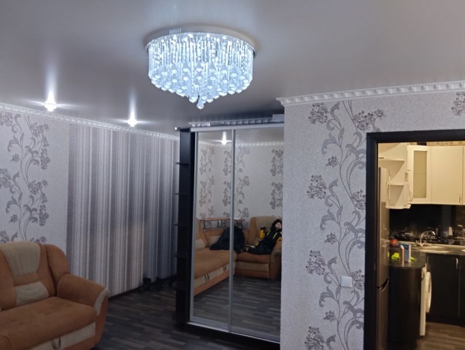 Сдам квартиру на длительный срок 150000+счётчики