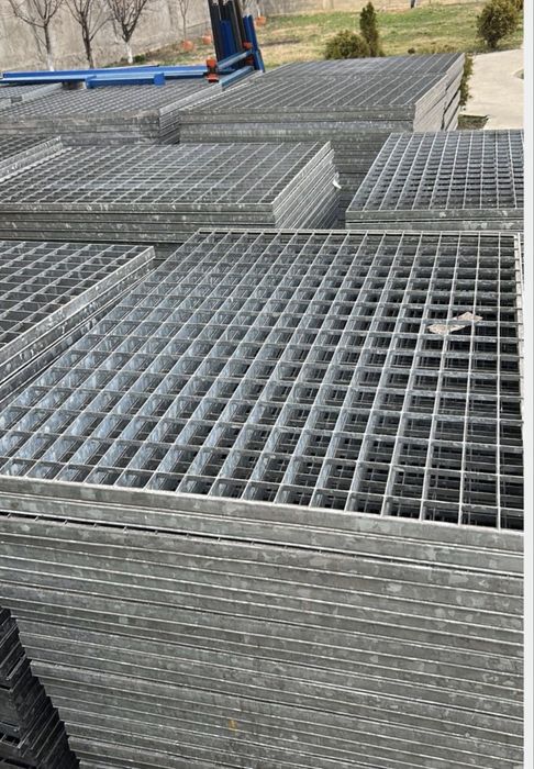 Gratare zincate galvanizate