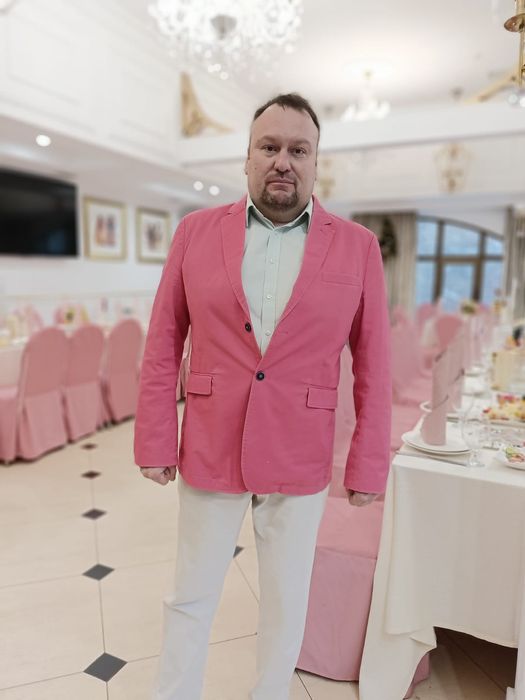 Тамада,ведущий на 2 часа.