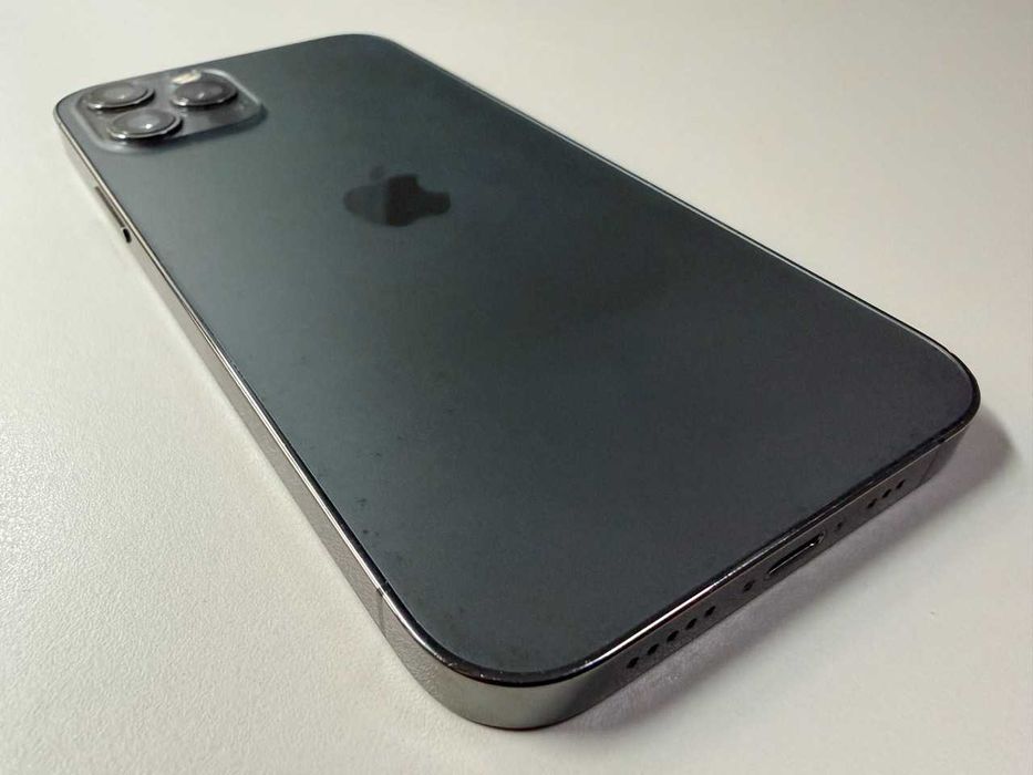  Apple / iPhone 12 Pro 128 Gb / Black