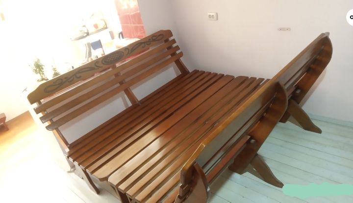 Скамейка деревянная