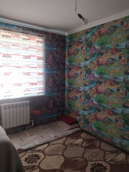 3 xonali kvartira sotiladi