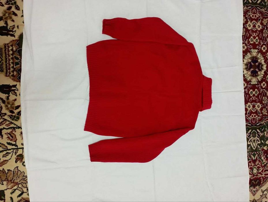 Продаются  женские свитера  100% шерсть