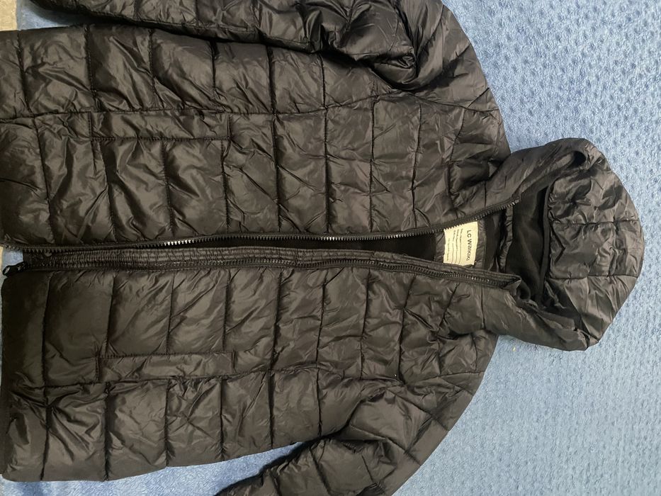 Продам куртку осеннюю