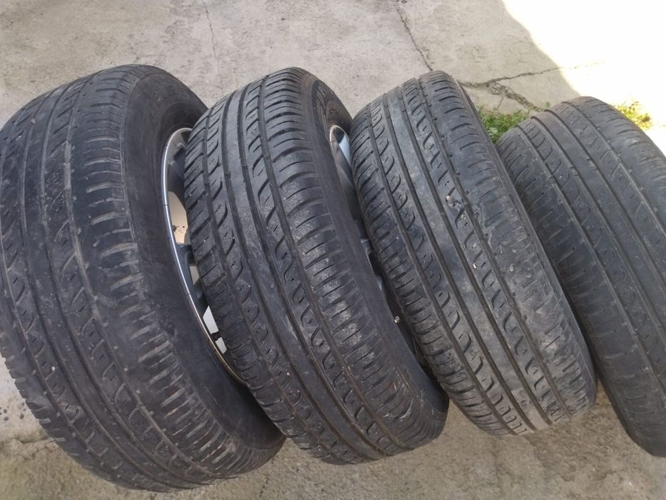 Продаю диски с шинами