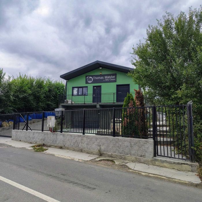 De închiriat spațiu open space de 150 mp
