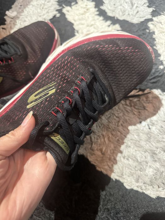 Кросовки Skechers