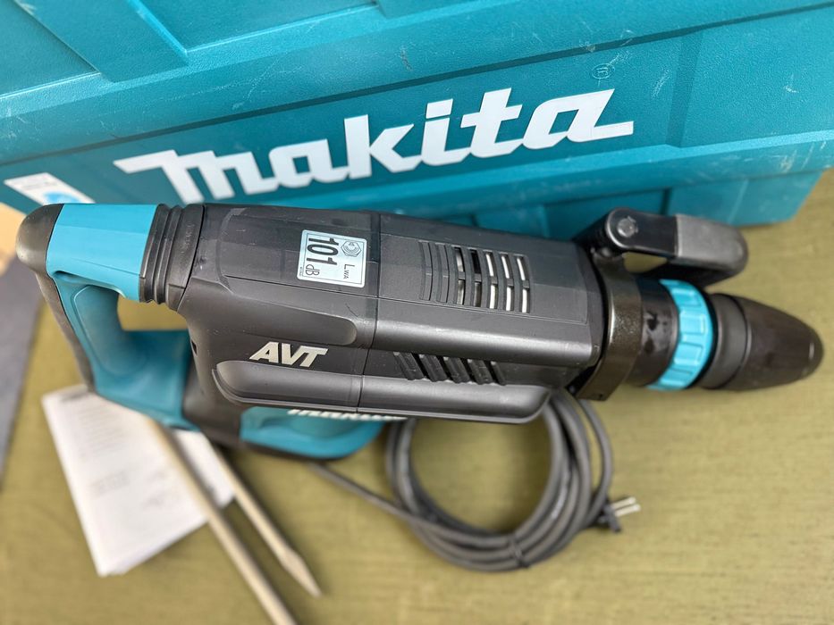 Makita HM1213C – професионален къртач SDS-Max AVT – чисто нов