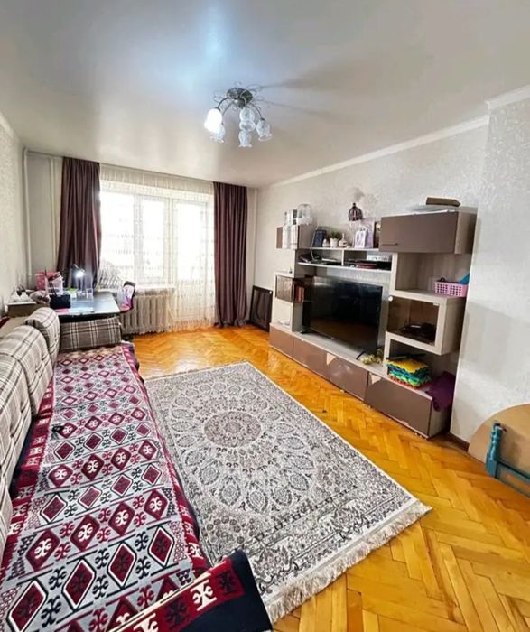 Продаётся 2х ком кв Жениса 29