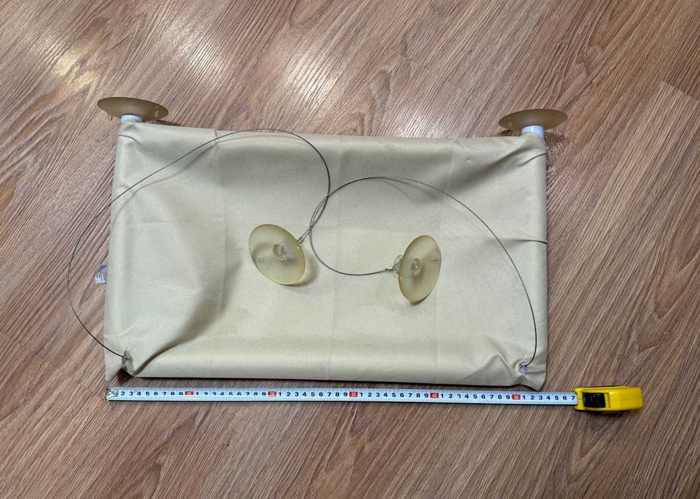 Гамак для кота на окно