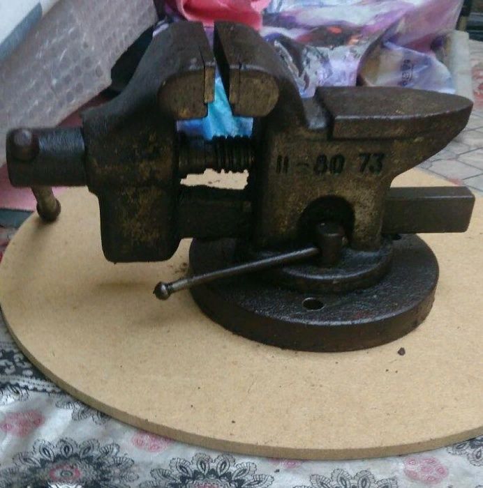 универсальные Токарные тиски