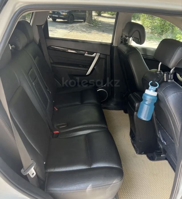 Продам автомобиль chevrolet captiva 2013