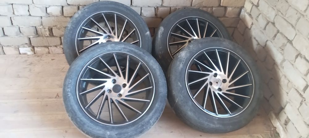 Wossen original Saka diska sotildi R17