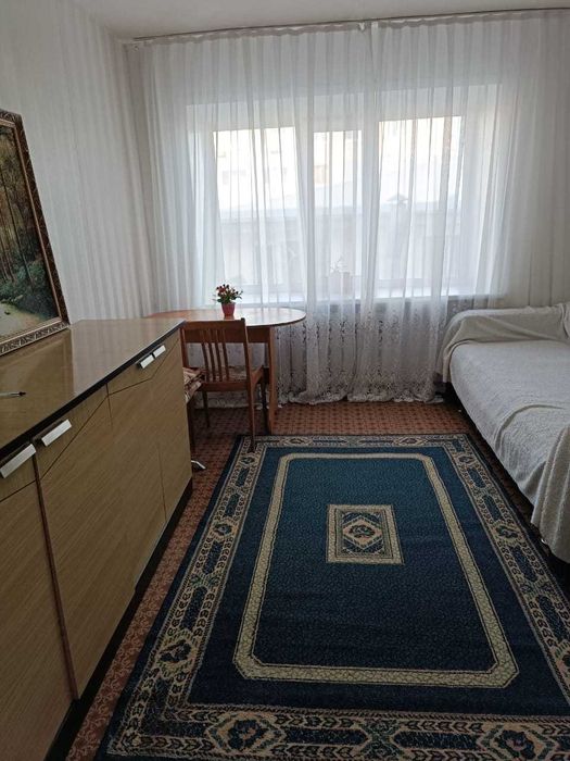 продам малосемейку  на Чехова