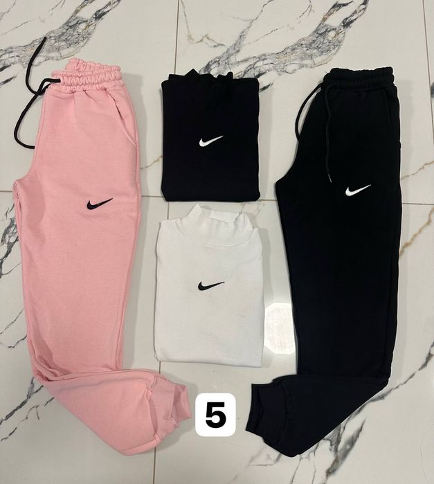 Set două malete + două perechi de pantaloni