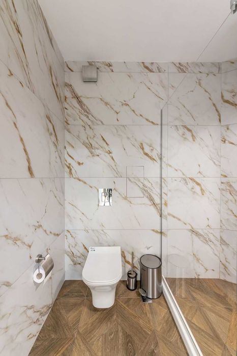 Дава се под наем Тристаен апартамент в Варна, Цветен квартал - 80 кв.м за 947.58 € - Снимка #10