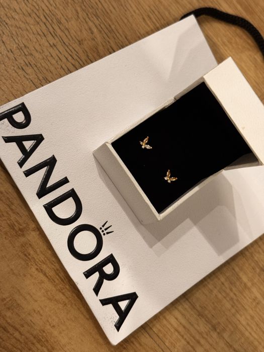 Пандора обеци Pandora