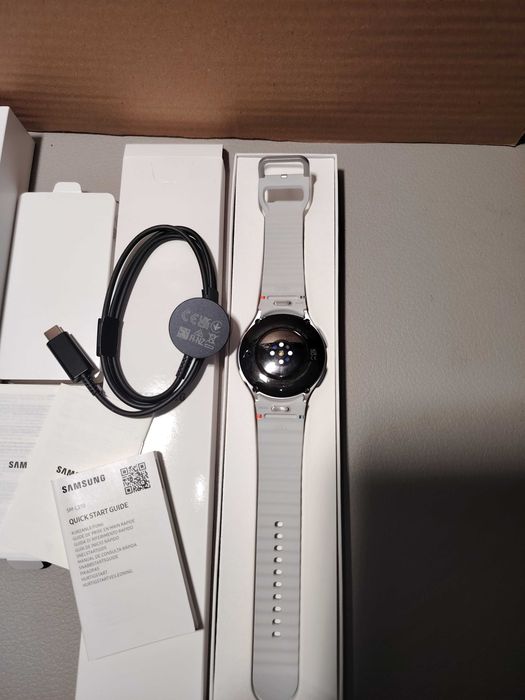 Чисто нов! Samsung Galaxy Watch 7 44mm