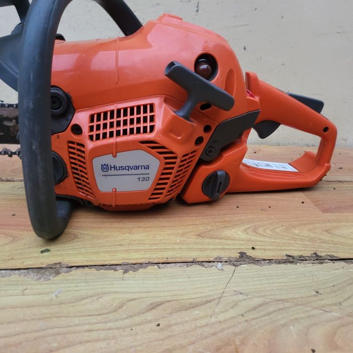 Drujbă Husqvarna 130
