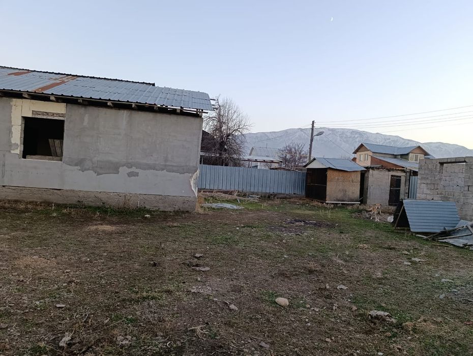 Уй  сатылады. ..