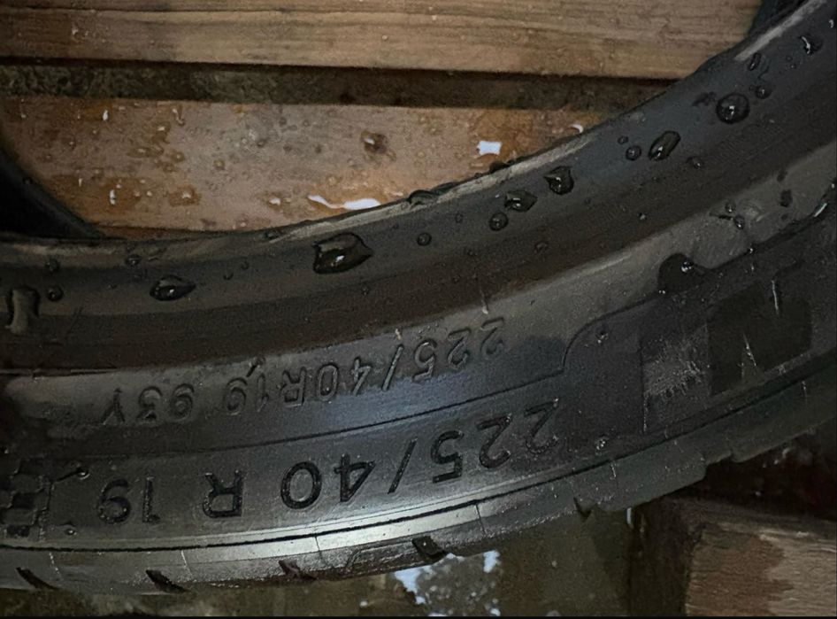 Anvelope Michelin Pilot Sport 4S 225 40 R19 si 255 35 R19