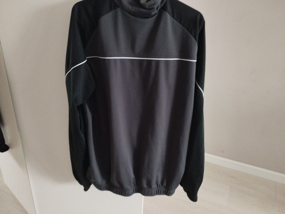 Pulover Nike retro