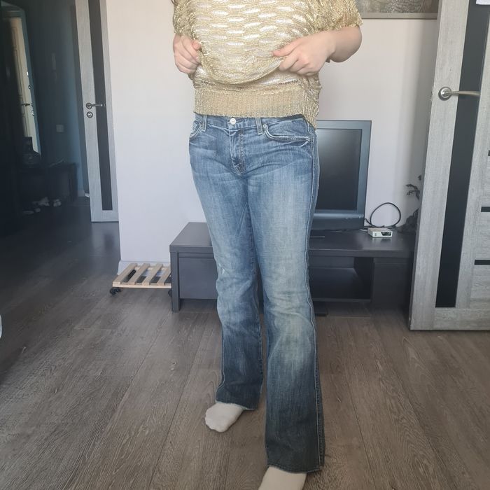 Продам брендовые джинсы