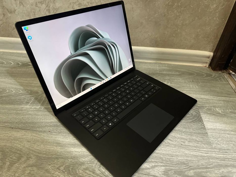 Microsoft surface laptop 3