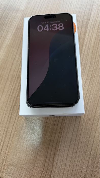 Vînd iphone 15 pro max !
