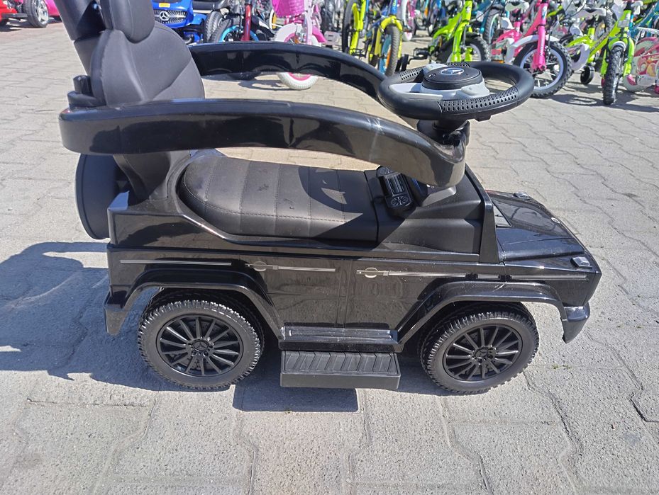 MERCEDES Кола за яздене с дръжка Mercedes-benz G350d черен