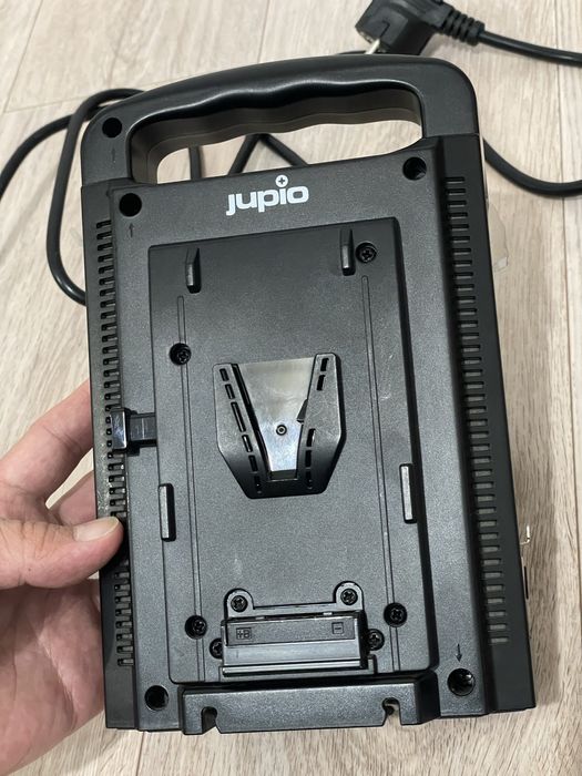 V-Mount зарядка Jupio ProLine