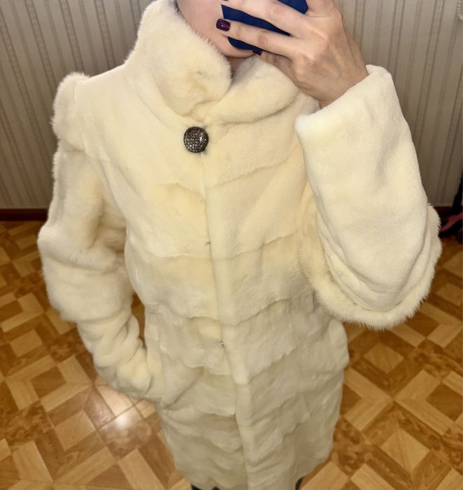 Шуба белый жемчуг
