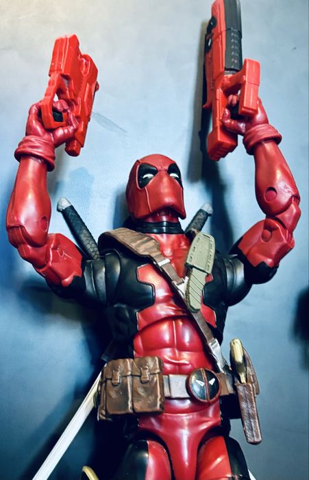 Deadpool 12 inch Marvel Legends figure
