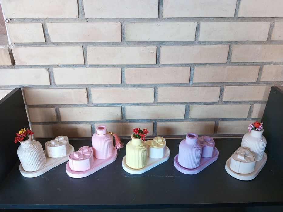 Suviner lar qolda ganchdan tayyorlangan