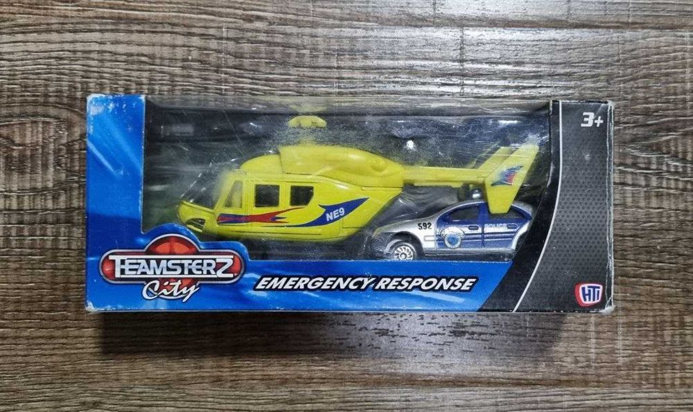 Металлические машинки от teamsterz. Цена за 1 набор в коробке.
