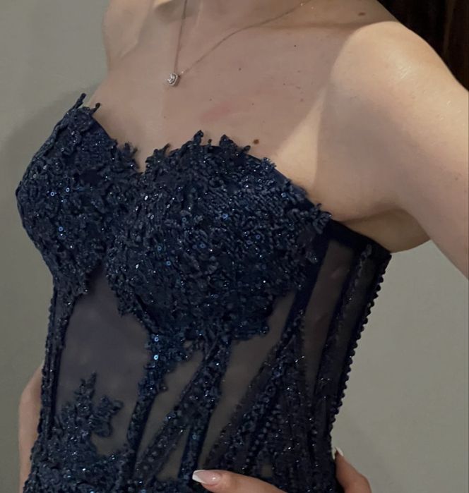 Продавам Бална рокля