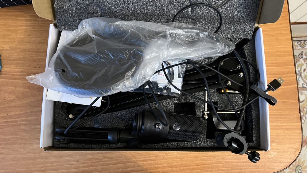 Конденсаторный профессиональный микрофон FiFine