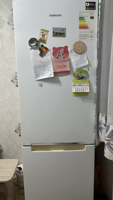 Продам холодильник